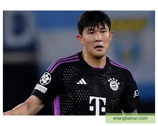 金玟哉在德甲赛季中展现出最佳潜力，备受关注的年轻后卫